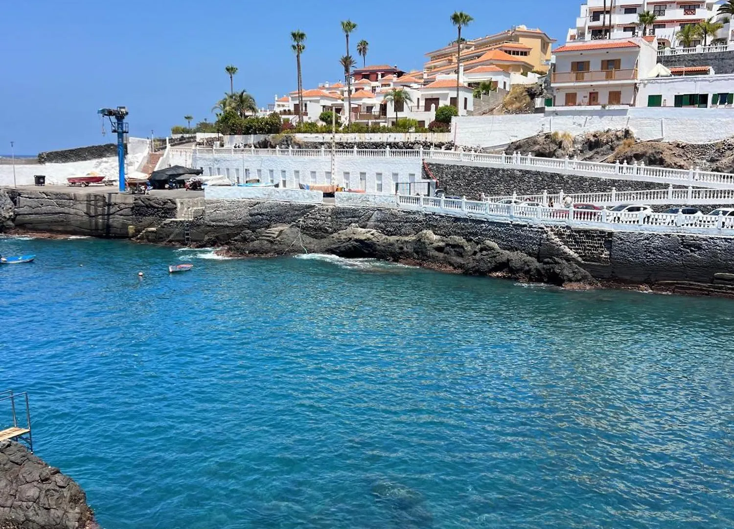 Playa Chica Luxury Apartament Puerto de Santiago  İspanya